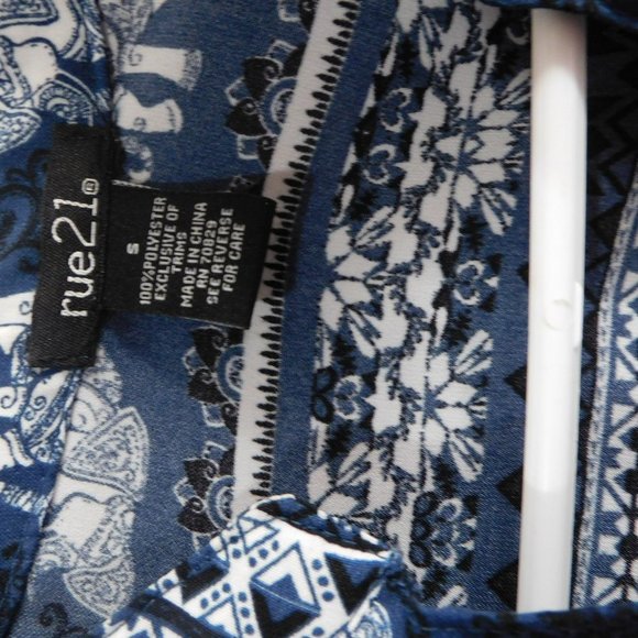 RUE 21 Elephant Print Dress size S - Picture 2 of 5